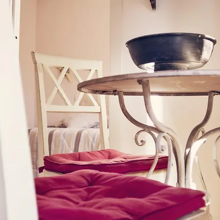 Guest house Piccolo Navy Livorno